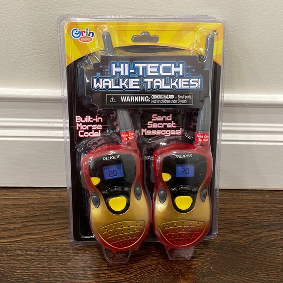 New Hi-Tech Walkie Talkies toy by Grin Studios. - Picture 2 of 4